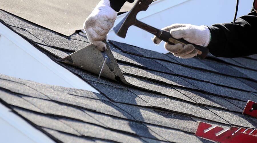 Professional gutter cleaning in Alcova, WY
